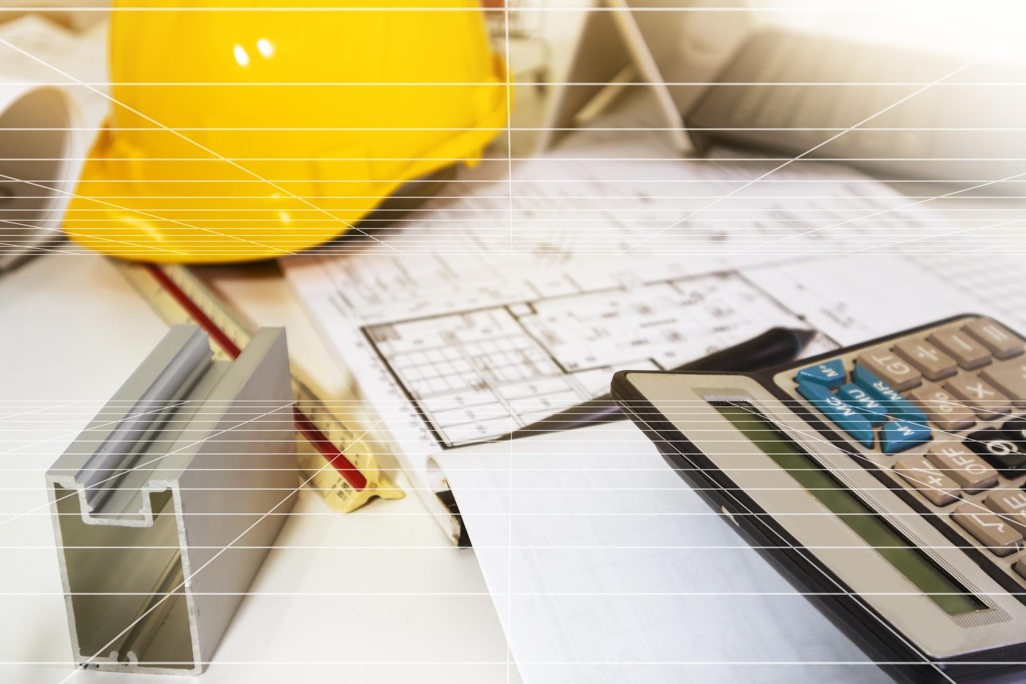 Engenheiro de construção e sistemasPlaneje o negócio de construção no trabalho