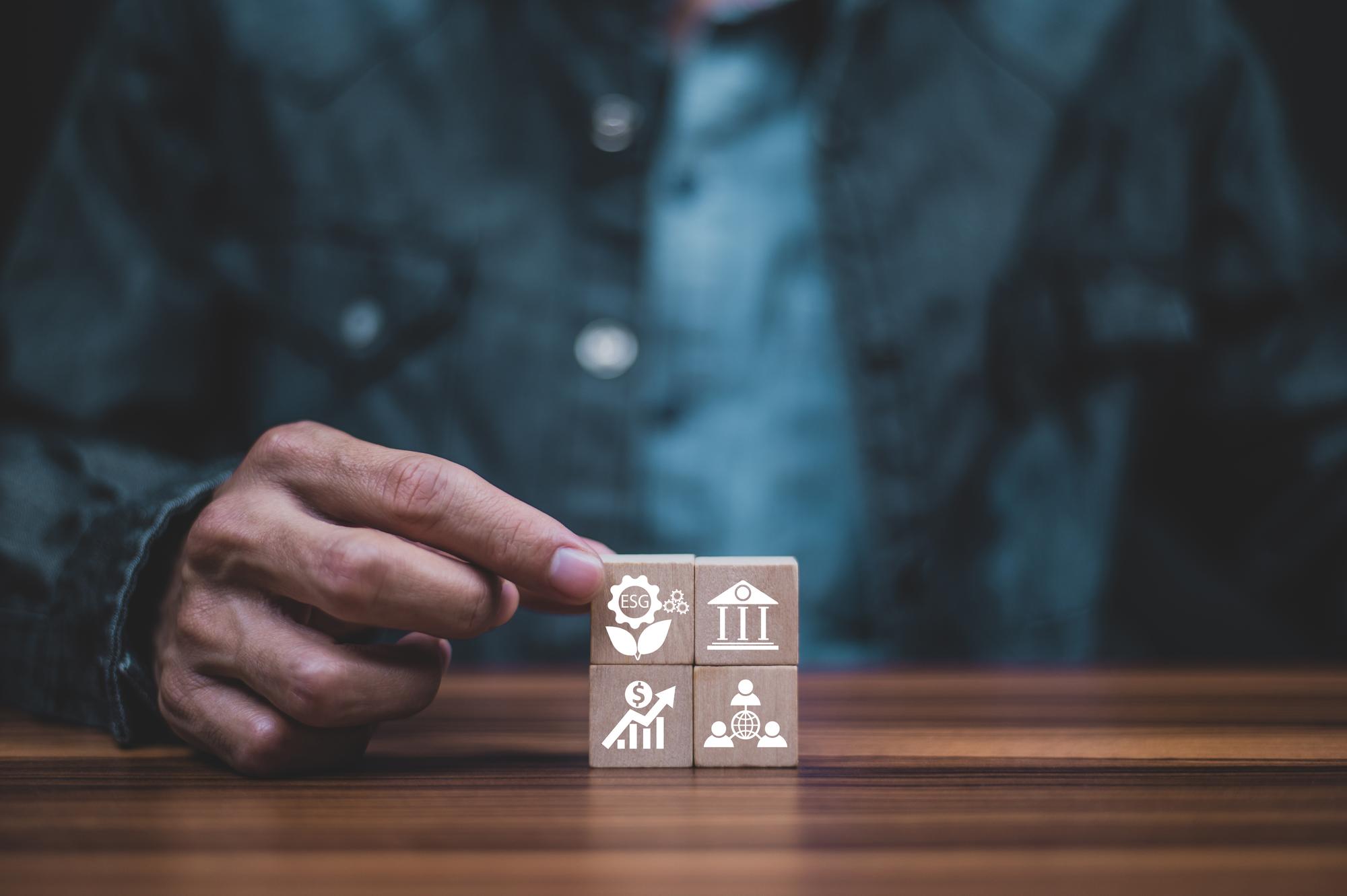 Conceito de ícone ESG para governança social ambiental em negócios sustentáveis e éticos na conexão de rede