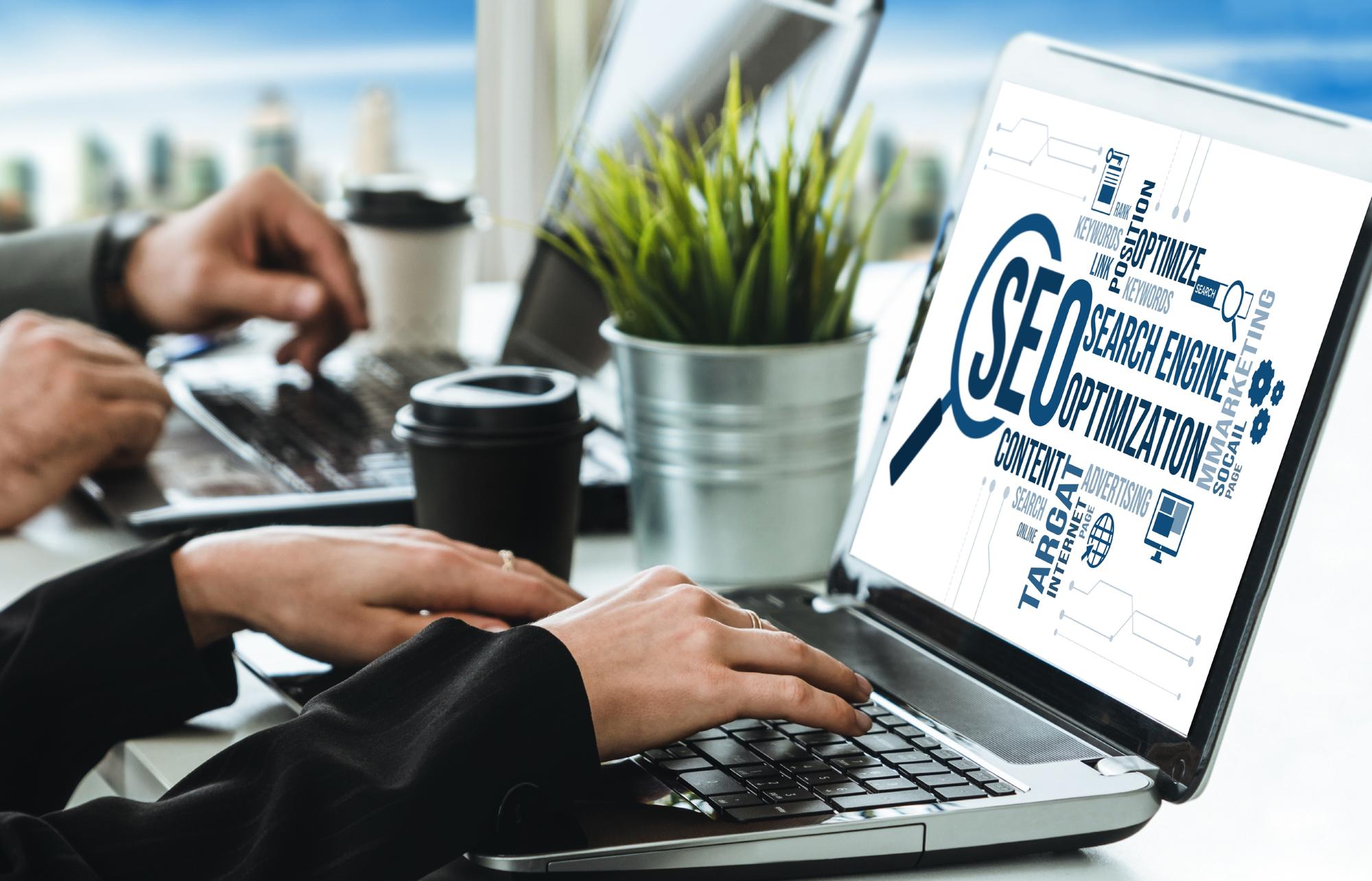 Otimização de motores de busca SEO para e-commerce de moda e negócios de varejo on-line