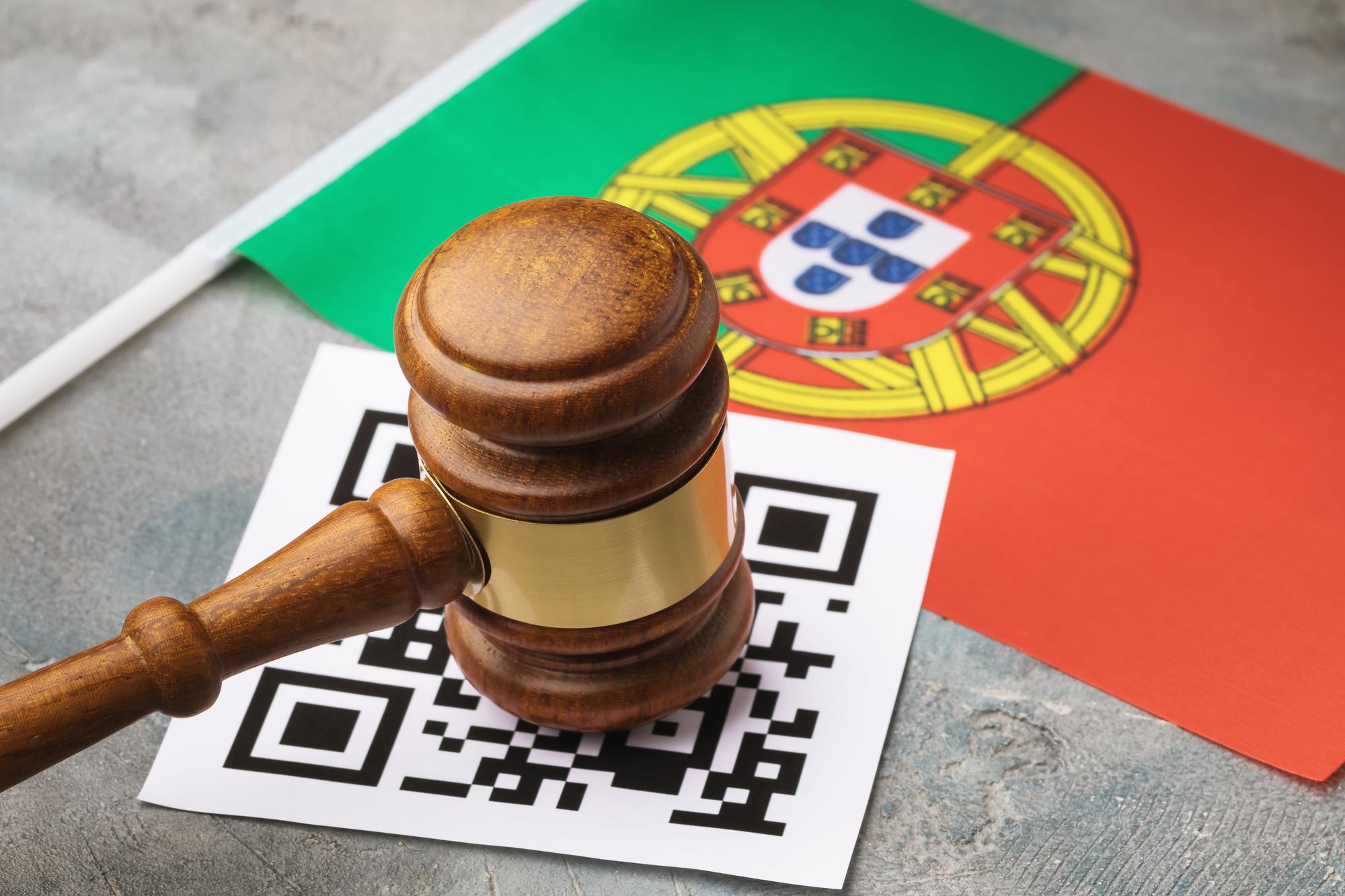 Conceito de punição administrativa por violação do regime por meio de códigos QR em Portugal