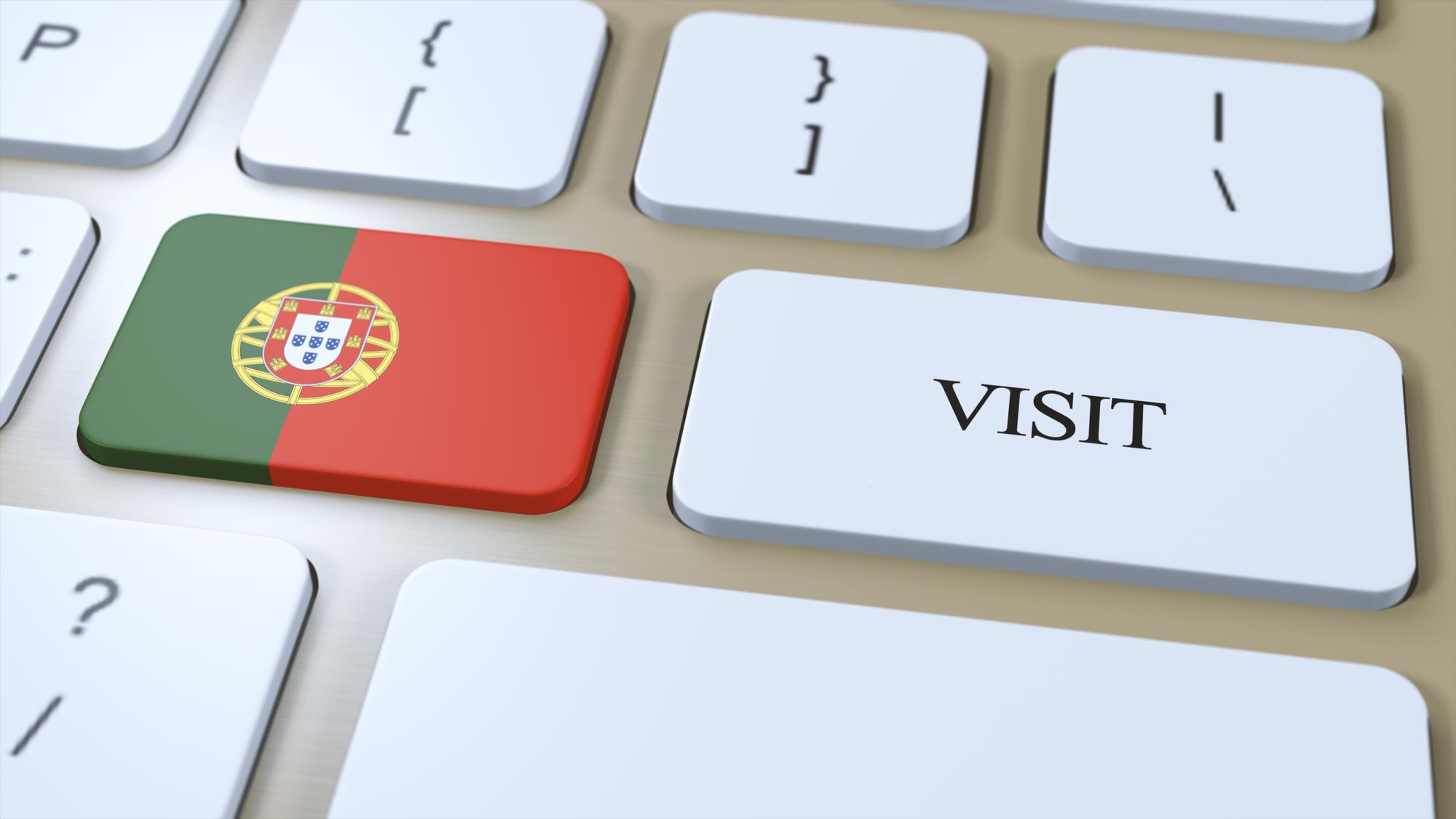 Bandeira Nacional de Portugal e Texto Visita no Botão Visita ao País Ilustração 3D