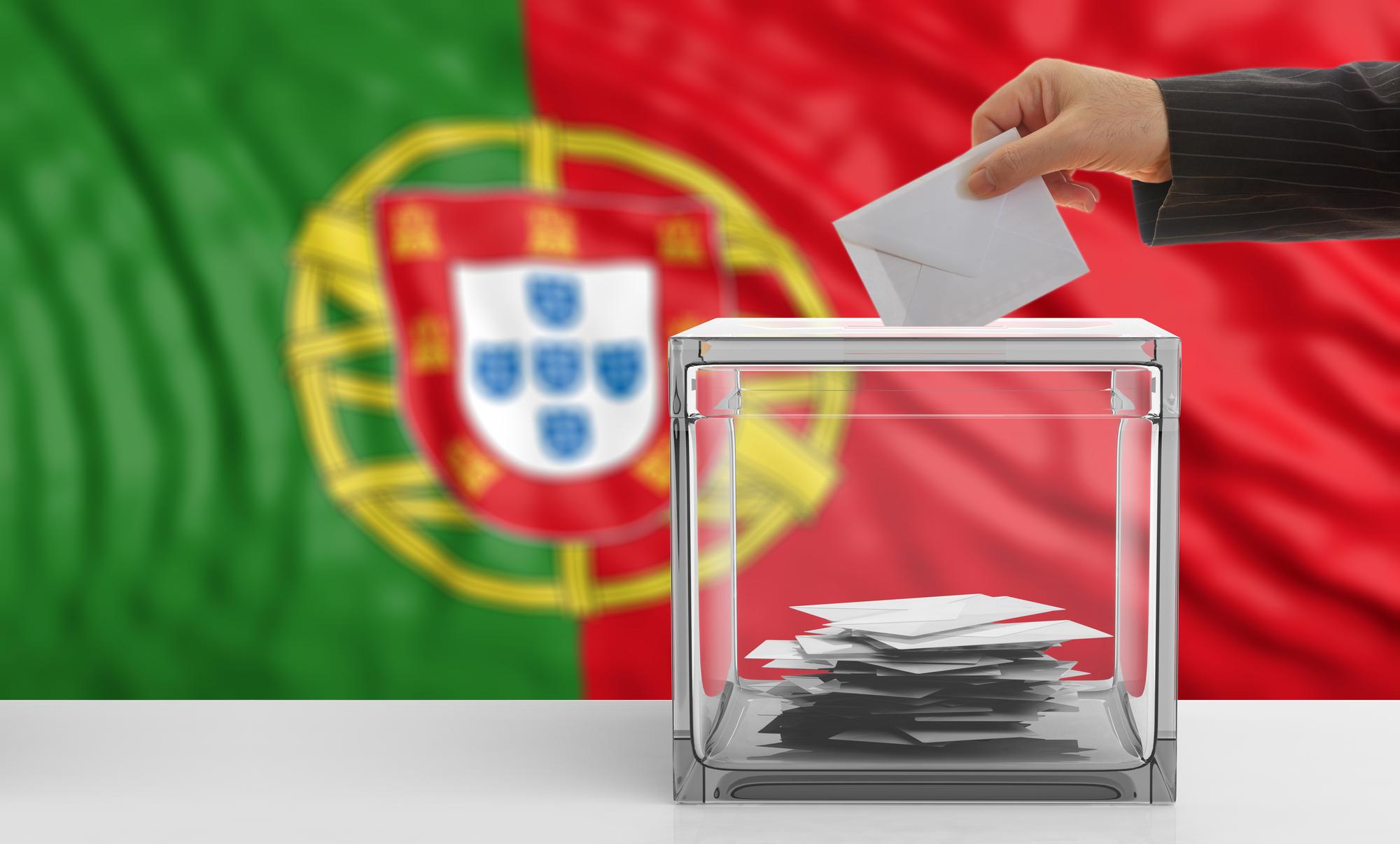 Eleitor em uma ilustração 3d do fundo da bandeira de Portugal