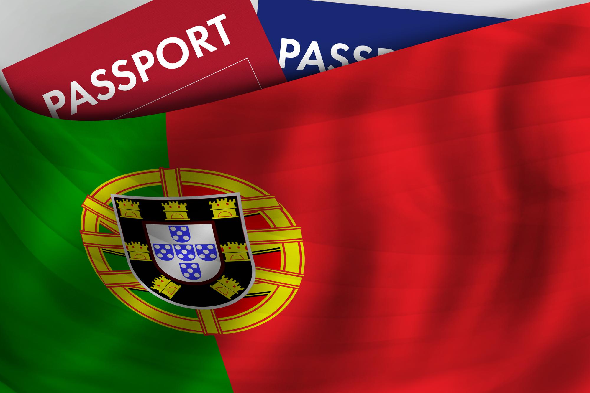 Bandeira portuguesa de fundo e passaporte de Portugal Cidadania