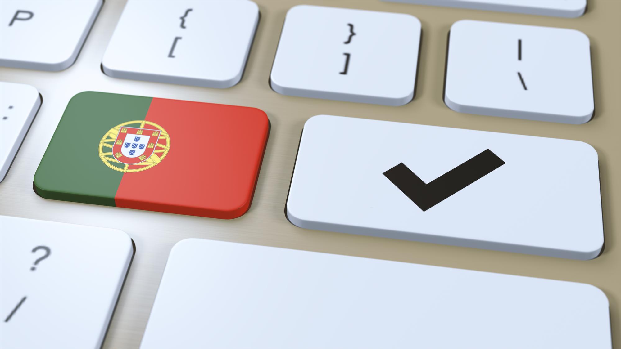 Bandeira Nacional de Portugal e marca de verificação ou botão Sim Ilustração 3D